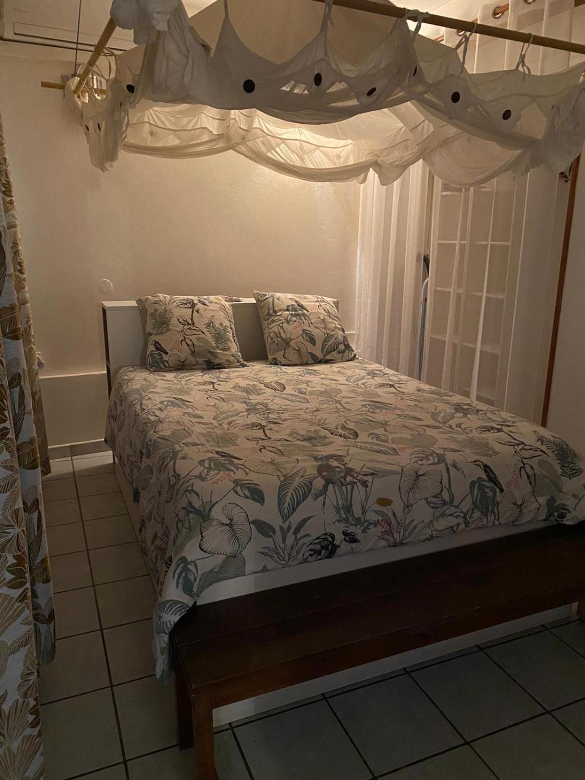 Habitation Santos 6 Personnes Terre De Haut Les Saintes Exterior foto